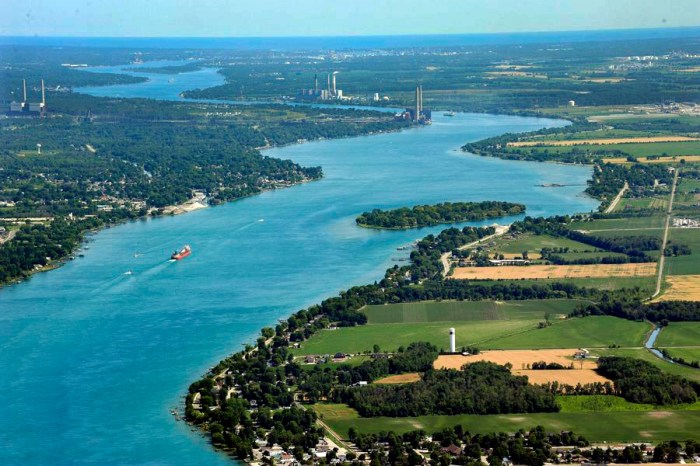 Clair st river stuck lambton port freighters became courtesy january near number blackburnnews ships ice tractors mr